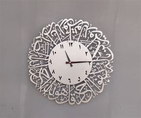 Исламские часы - время и духовность
